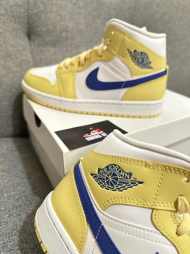 Jordan 1 Mid Lemon 25 Cm