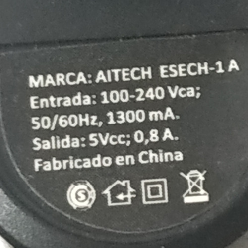 Cargador De Batería De Selulares Aitech,entra 100-240-1300ma (Usado)