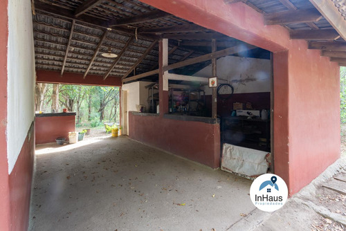 Casa De Categoría A Pocas Cuadras Del Centro De Villa General Belgrano