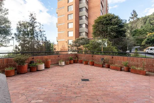 Apartamento En Venta En Sierras Del Moral. Cod V8191