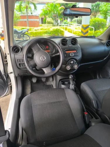 Nissan March 1.6 Sense
