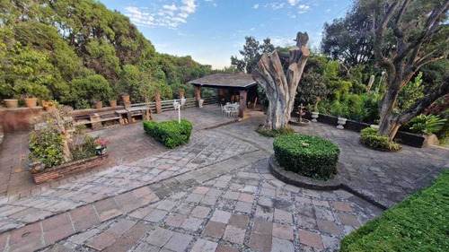 Inigualable Residencia En Venta En Jardines De Ahuatepec, Cuernavaca