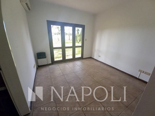 Imagen 9 de 15 de Venta De Casa En Dos Plantas, En Echeverria Del Lago