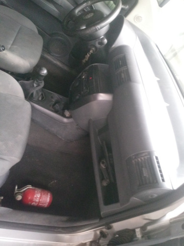 Imagem 8 de 11 de Volkswagen Fox 2007 1.0 City Total Flex 5p