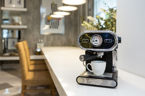 Imagen 10 de 10 de Cafetera Express 15 Bares 1l Peabody Ce5002 Con Espumador