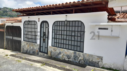 En Venta Casa Urb. Piedra Azul Los Teques Miranda