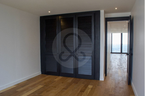 Departamento En Venta En Lomas Country Club