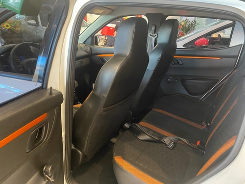 Imagem 10 de 14 de Renault Kwid Outsider 1.0 Mt