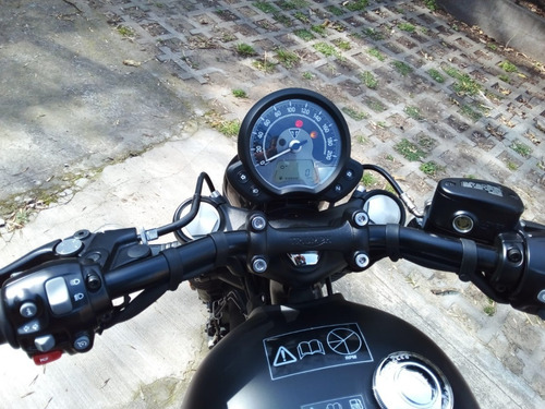 Imagen 8 de 10 de Triumph Bonneville Bobber Black 1200