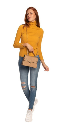 Imagen 4 de 7 de Crossbody Hpc Polo Con Logo De La Marca Y Placa