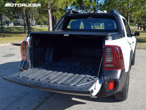Imagen 14 de 25 de Renault Oroch Black Edition 1.6 Ex. Full| Permuta / Financia