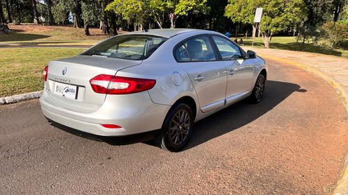 Renault Fluence 2.0 Dynamique Plus X-tronic Hi-flex 4p