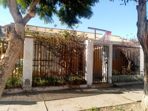 Casa Amplia Y Cómoda En Vallenar
