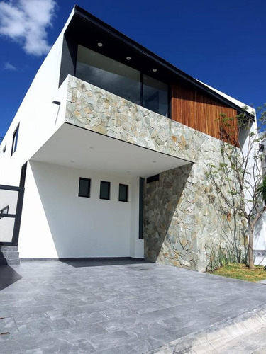 Imagen 2 de 30 de Casa En Venta 3 Recamarás Y 3 Baños Completos El Molino Club