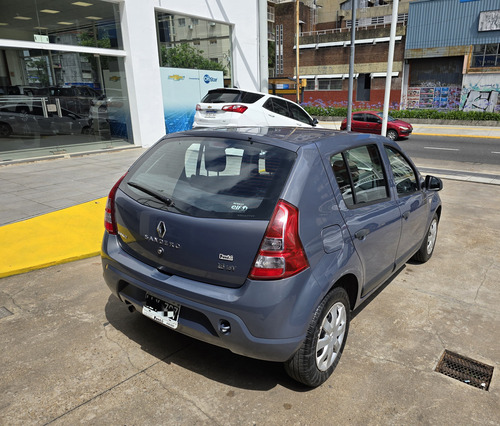 Renault Sandero 1.6 Confort 105cv