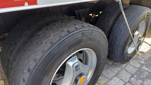 Mercedes Atego 2425 Com Bau De 11 Metros E Meio