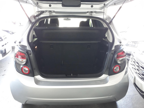 Imagem 5 de 9 de Sonic Hb Lt 1.6 16v Flexpower 5p Aut.