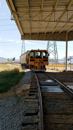 Imagen 4 de 12 de Trackmobile, Remolcadores Ferroviarios, Tractor De Arrastre.