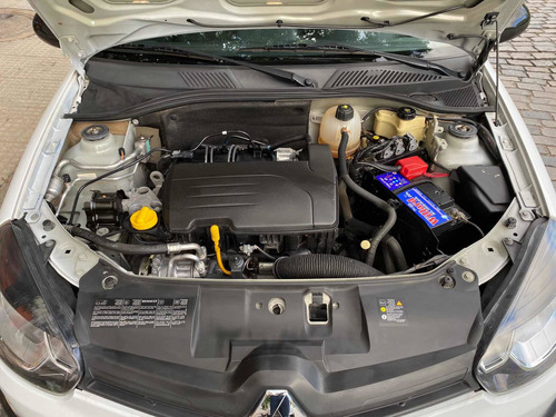 Renault Clio 1.2 Mío Expression Pack Ii Lvavel 2013