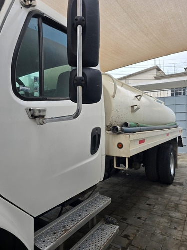 Mercedez Benz M2 Modelo 2000