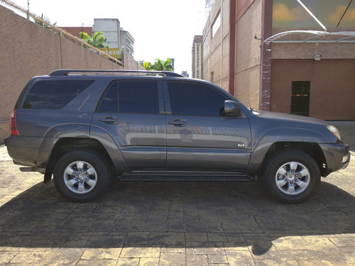Imagen 7 de 17 de Toyota 4runner 4x2 - Automatica