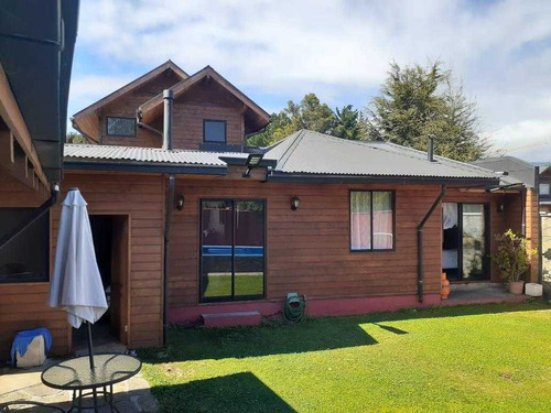 Imagen 2 de 10 de Excelente Casa A Pasos De Pucon