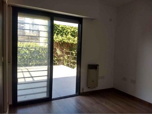 Imagen 12 de 15 de Venta Casa/depto. 2 Dormitorios De Pasillo Excelente Estado, Iriondo 1100 - Gazze