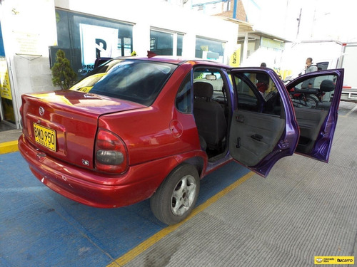 Imagen 14 de 25 de Chevrolet Corsa Wind