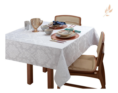 Toalha De Mesa 6 Lugares Quadrada Nobre Jacquard 1,60x2,10m Cor Branca