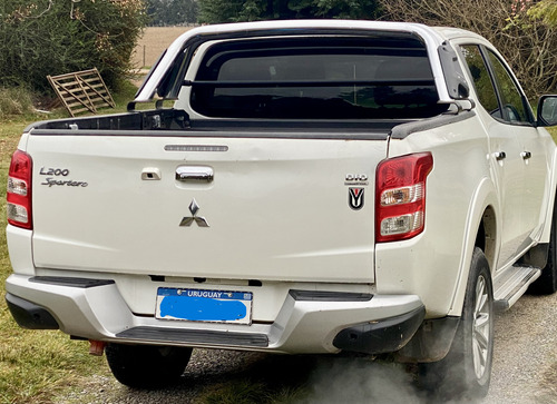Mitsubishi L 200 At-hp 2.5 Di-d High Nex Power 181 Cuero 4x4