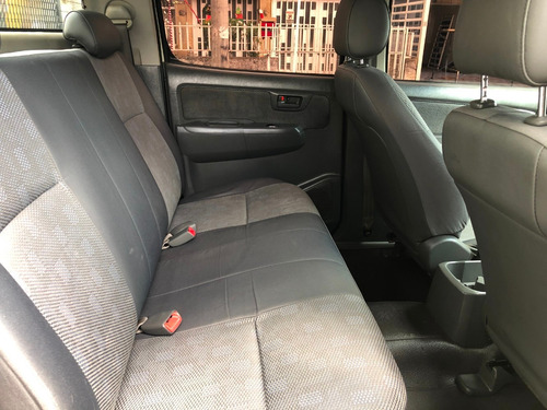 Toyota Hilux 4x4 2500cc Tdi Mt Aa Ab Abs Dh
