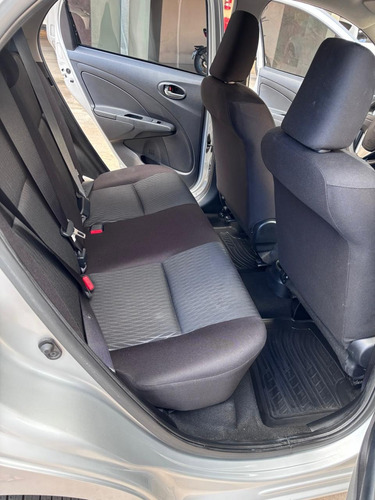 Toyota Etios 1.5 Sedan X
