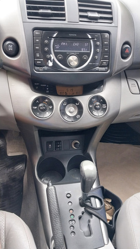 Toyota RAV4 2.4 4x4 At