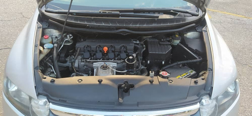 Imagen 14 de 15 de Honda Civic Emotion Automatico