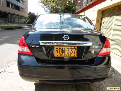 Imagen 5 de 15 de Nissan Tiida Automático Premium