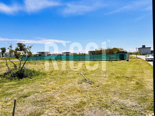 Lote Laguna En Venta Barrio Cerrado Sebastian Gaboto