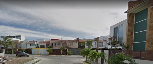 Inversión Segura, Venta De Remate En Res. Fluvial Vallarta, Puerto Vallarta Jal.