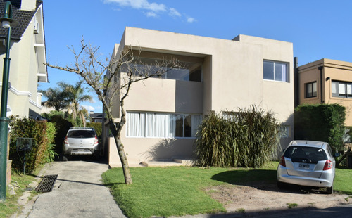 Casa Barrio Cerrado Barrancas De San Jose