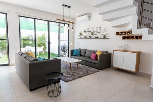 Imagen 10 de 25 de Casa En Venta En La Zona Diamante De Playa Del Carmen A Sol