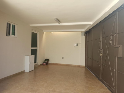 Imagen 6 de 30 de Casa En Venta 3 Recamarás Con Baño Cada Una Colonia San Jerónimo León Gto.
