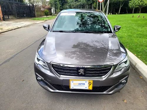 Peugeot 301 Allure