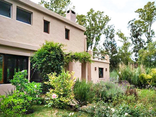Casa En Venta De 4 Dormitorios En La Barra