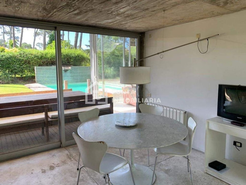 Imagen 15 de 30 de Venta Casa 4 Dormitorios Con Piscina En Parada 7, Playa Mansa +alquiler Temporal - Punta Del Este Mansa