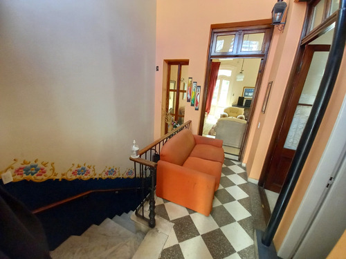 Ph En Venta Multifamiliar 4 Amb Mas 2 Departamentos En San Cristóbal. Apto Profesional.