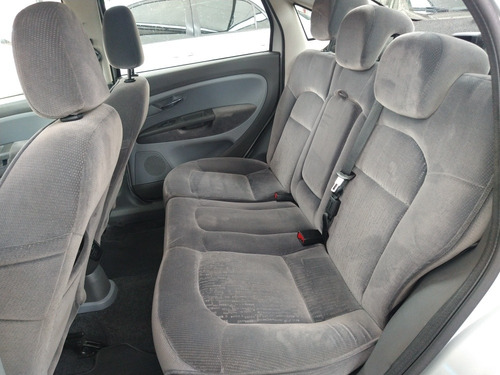 Fiat Linea 2010 1.9 16v Hlx Flex 4p