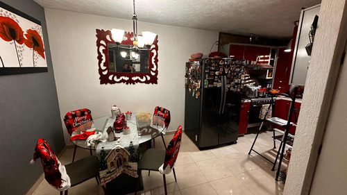 Casa De 3 Recámaras, Estudio, Tres Baños Completos 2 Salas