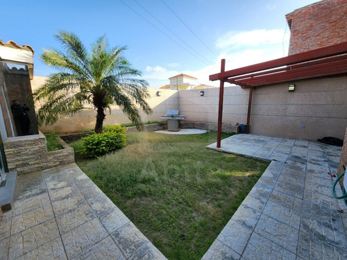 Imagen 15 de 17 de Casa Exclusiva En Alquiler, Conjunto Cerrado Portal Las Virtudes