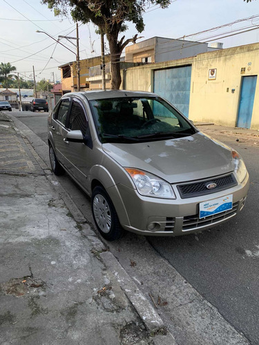 Imagem 2 de 10 de Ford Fiesta Sedan 2009 1.6 Fly Flex 4p 102 Hp