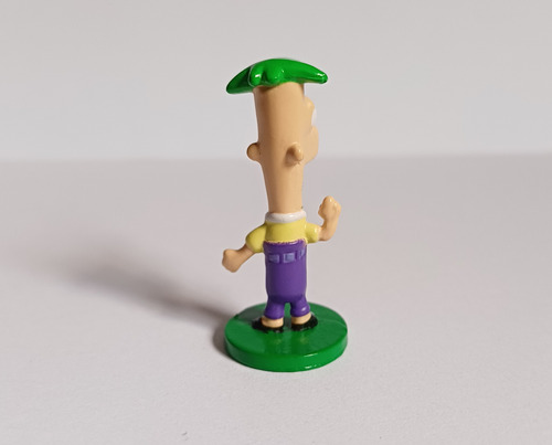 Mini Figura Ferb Fletcher Phineas Y Ferb 3.5 Cm (Usado)