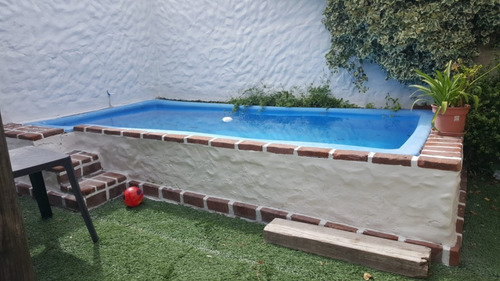 Imagen 12 de 16 de Casa En Venta - 115 Bis E/88 Y 89 - 4 Dormi, Patio, Pileta, Cochera.